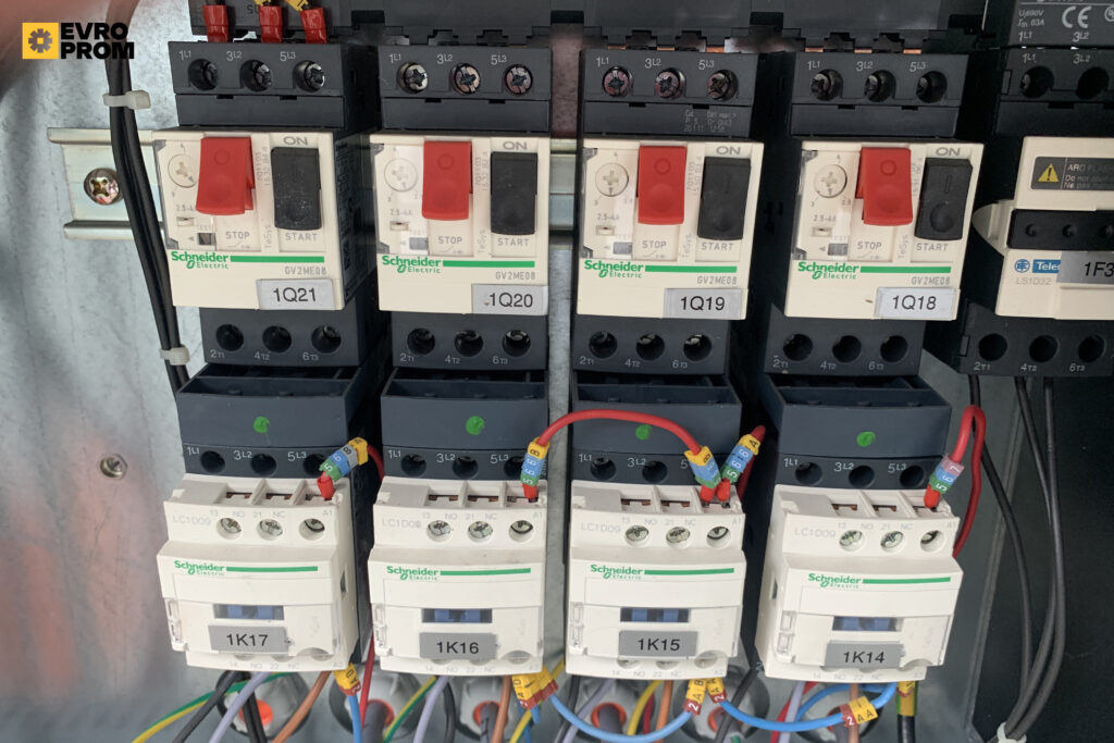 ЧИЛЛЕР TRANE CGAM140 380.9 кВт