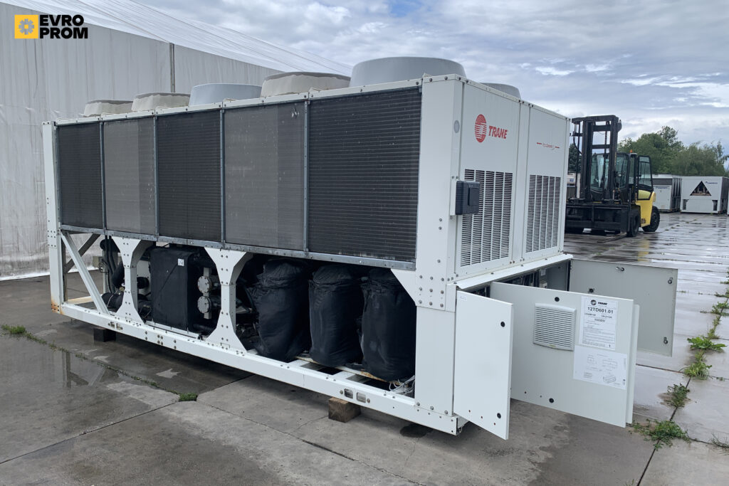 ЧИЛЛЕР TRANE CGAM140 380.9 кВт