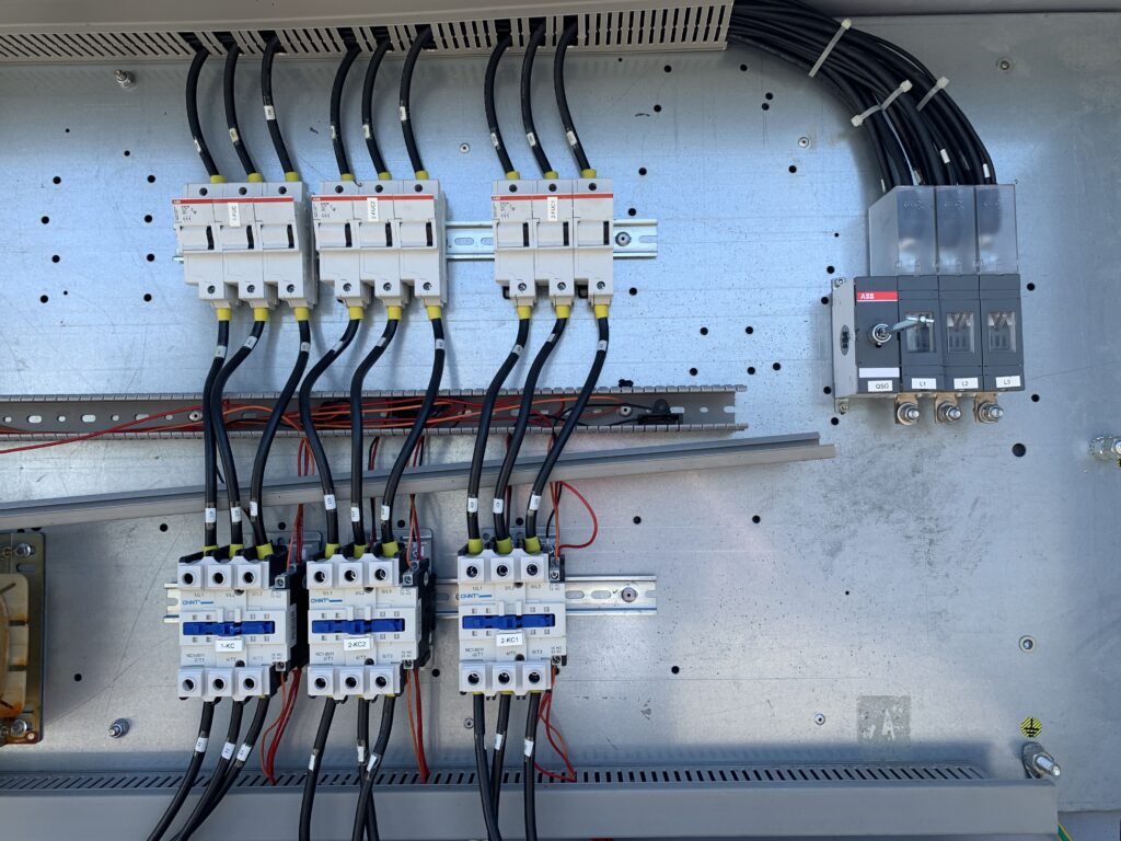 ЧИЛЛЕР SYSTEMAIR SYSCROLL 240 AIR CO E COAT 238.1 КВТ