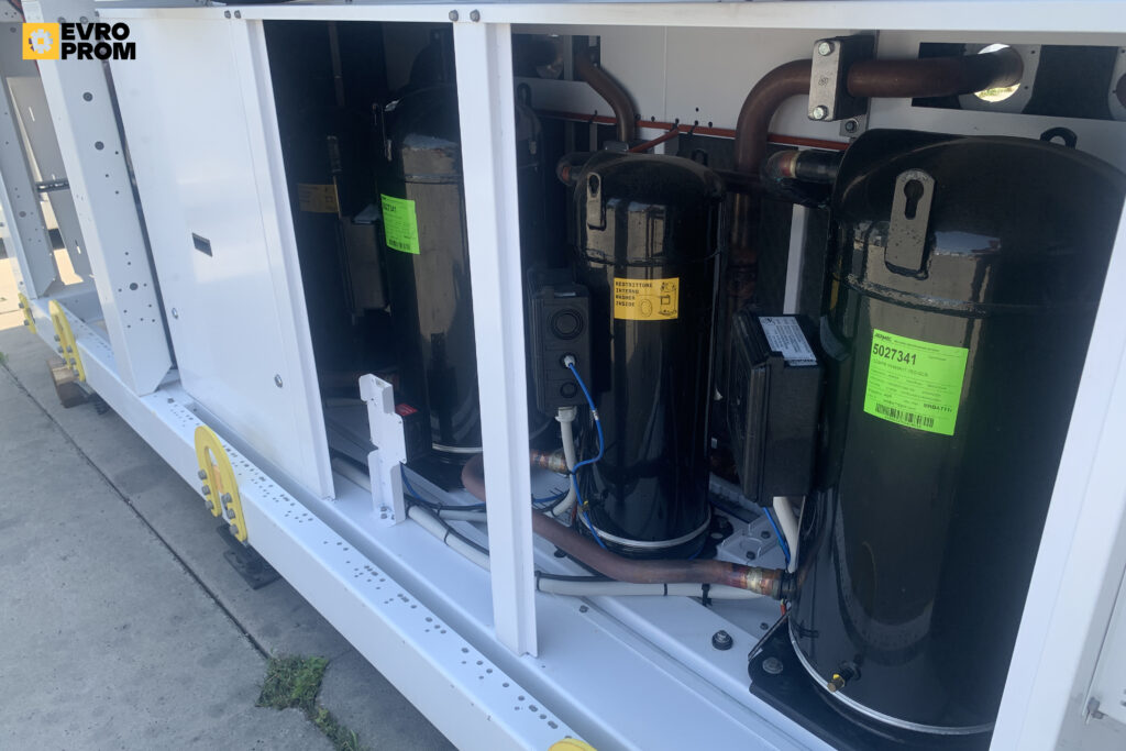KALTWASSERSATZ/WÄRMEPUMPE AERMEC NPG1200A4 349.6 KW/363.1 KW