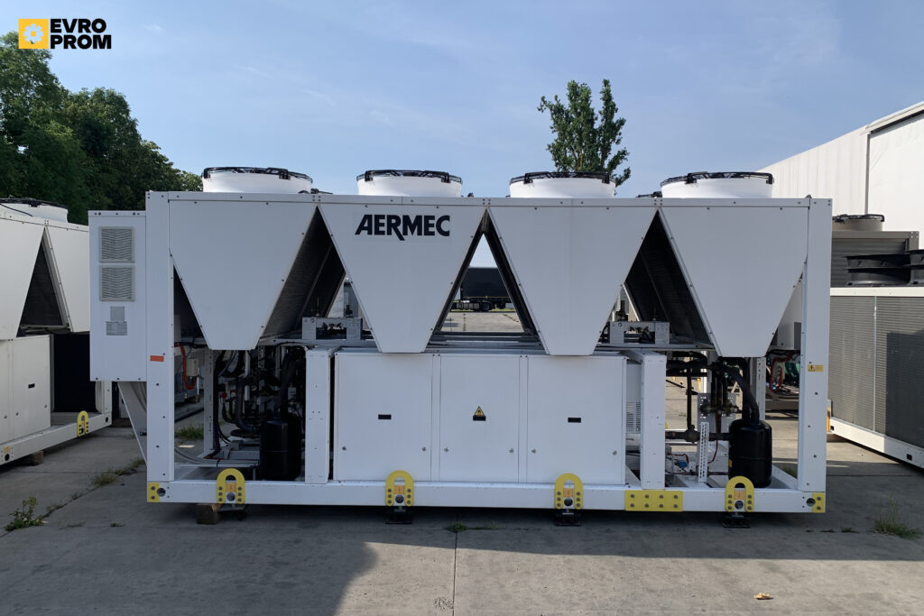 KALTWASSERSATZ/WÄRMEPUMPE AERMEC NPG1200A4 349.6 KW/363.1 KW